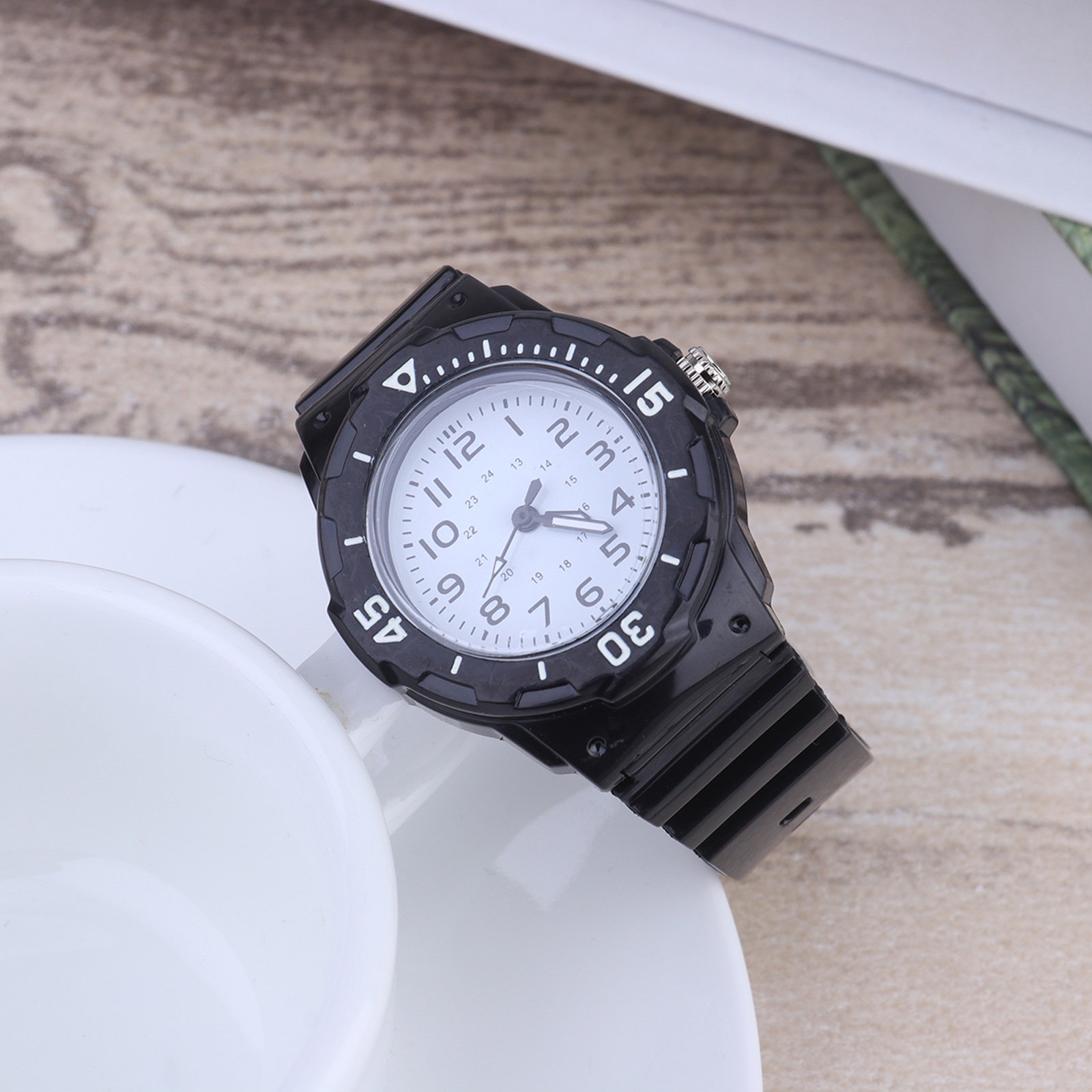 Kids Quartz Watch Black White  - Luxury Watch Gold And Black recension och pris