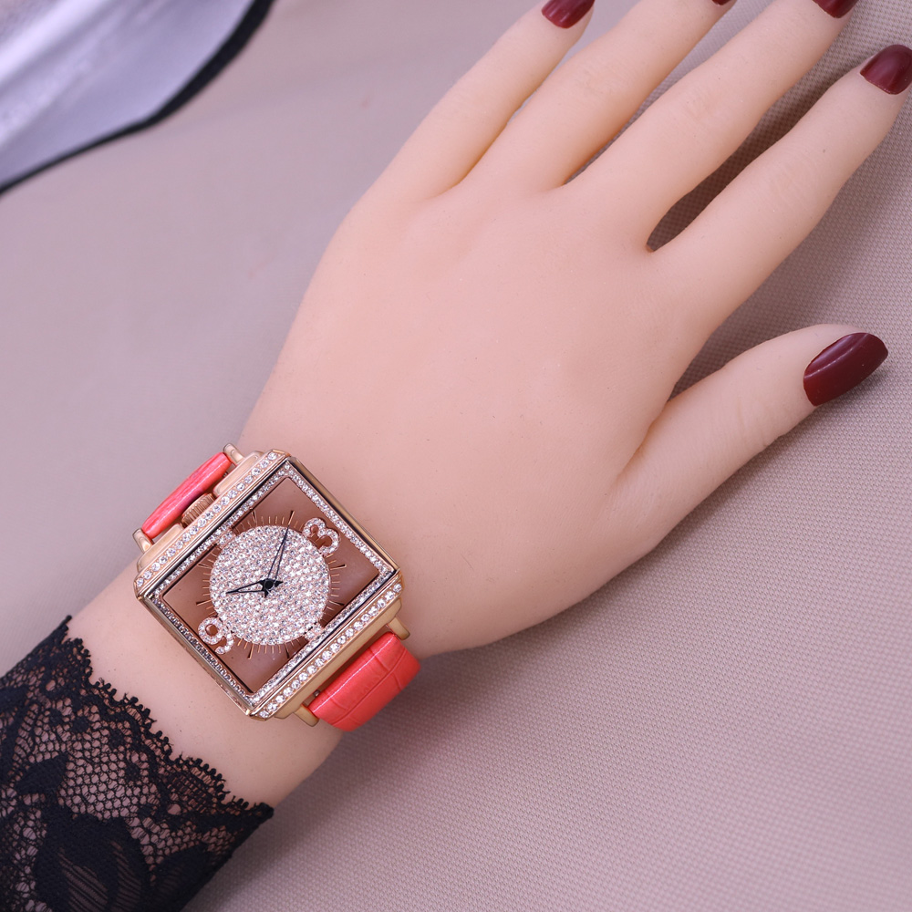 SALE!!! Discount Davena Crysta - Luxury Watch Discount recension och pris