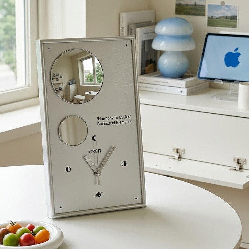 Magnetic Attraction Wall Clock - Luxury Watch Wall Clock recension och pris